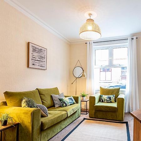 2 Bed, Up To 6 Guests Near Chester City Centre Kültér fotó