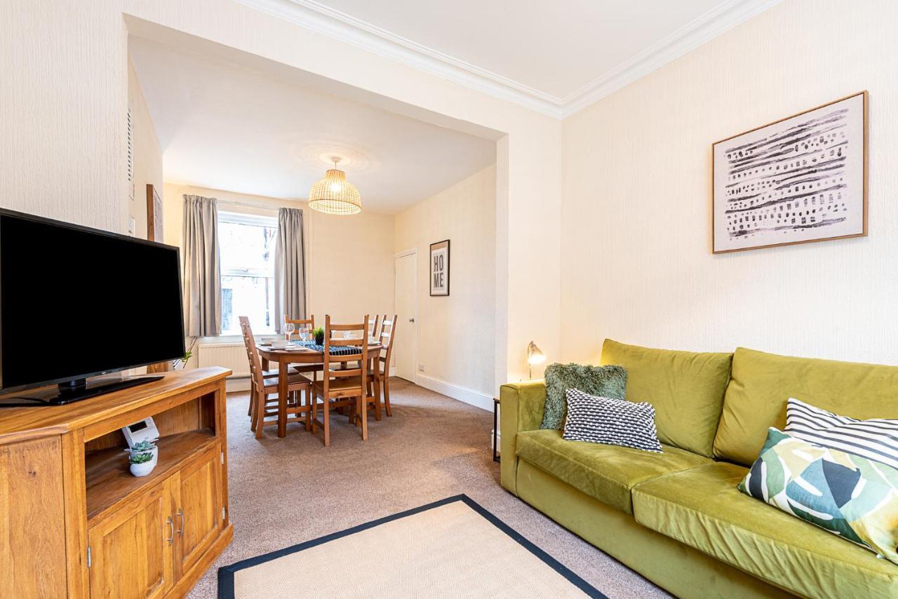 2 Bed, Up To 6 Guests Near Chester City Centre Kültér fotó