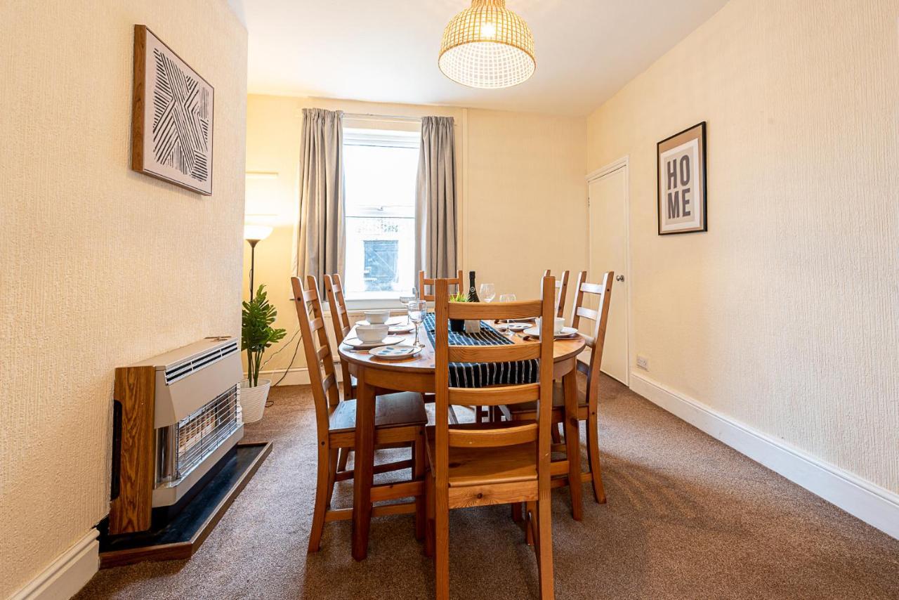 2 Bed, Up To 6 Guests Near Chester City Centre Kültér fotó